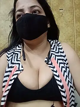 hornycoupleJandS online show from June 2, 2026, 7:25 pm