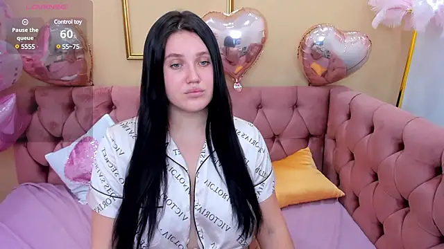 Kassandra  grey online show from February 13, 2025, 7:13 am