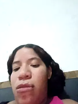 Kelsie Williams online show from April 15, 2026, 2:28 am