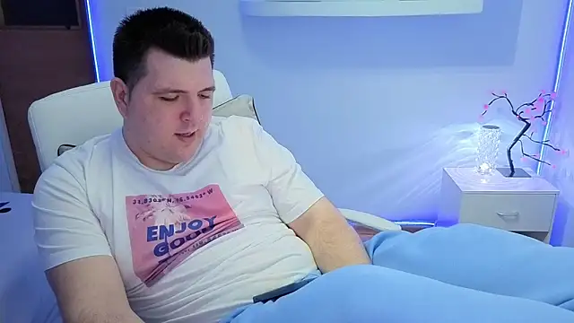 Snapshot of JasonJacks chatting on February 3, 2026, 6:22 am JasonJacks online show from February 3, 2026, 6:22 am