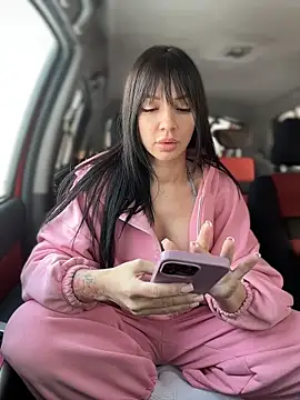 JulliaVegas online show from February 28, 2026, 2:44 am