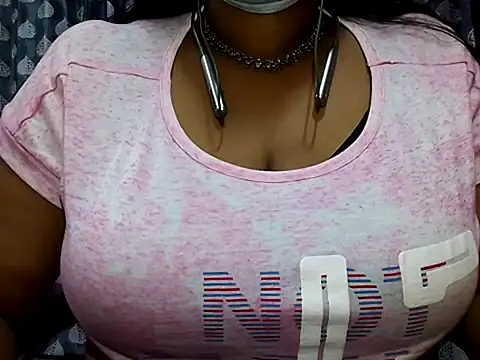 Snapshot of Tamilsathya2024 chatting on March 18, 2025, 5:33 pm Tamilsathya2024 online show from March 18, 2025, 5:33 pm