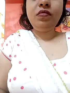 sunita-doll online show from November 27, 2025, 4:24 am