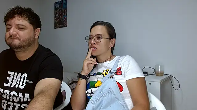 Snapshot of Paloma_Desire chatting on March 20, 2025, 12:22 pm Paloma Desire online show from March 20, 2025, 12:22 pm