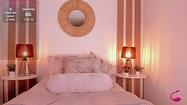 Snapshot of bella_arias chatting on November 4, 2025, 7:28 pm bella arias online show from November 4, 2025, 7:28 pm