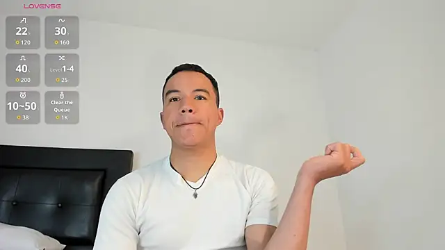 Snapshot of lucas_wellx chatting on July 14, 2026, 10:05 pm lucas wellx online show from July 14, 2026, 10:05 pm