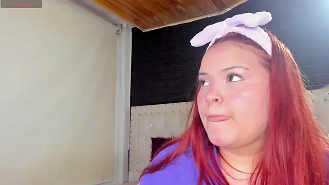 melanie hh online show from March 23, 2025, 4:16 am