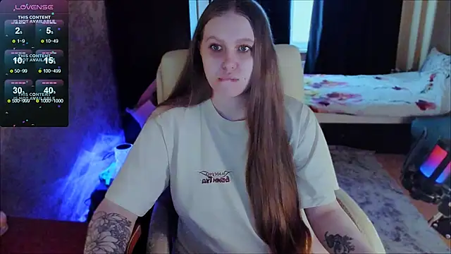 Snapshot of Alice_Dreamgirl_ chatting on March 14, 2025, 10:07 am Alice Dreamgirl online show from March 14, 2025, 10:07 am