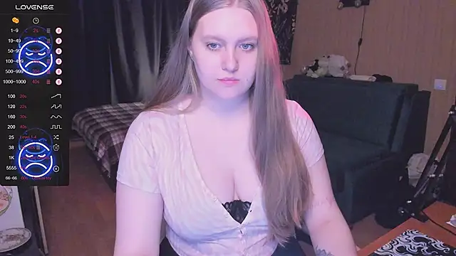 Snapshot of Alice_Dreamgirl_ chatting on October 1, 2025, 9:14 am Alice Dreamgirl online show from October 1, 2025, 9:14 am