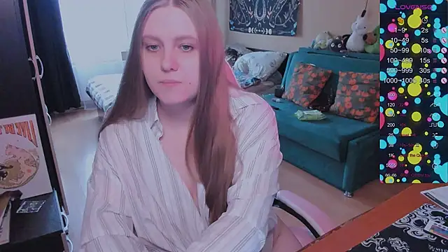 Alice Dreamgirl  online show from April 5, 2026, 10:00 am