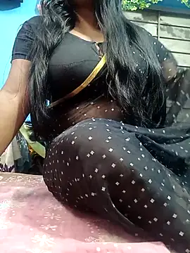 Hot-Manshi2 online show from February 10, 2026, 7:02 pm