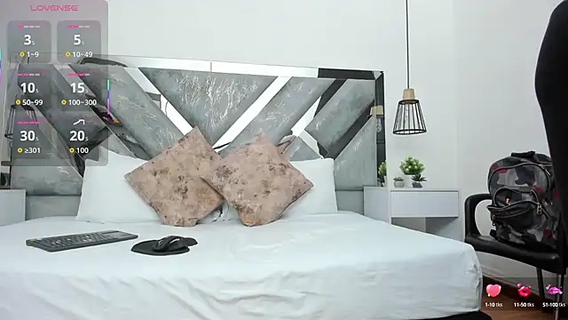 Snapshot of hotmature1 chatting on September 26, 2025, 10:33 am hotmature1 online show from September 26, 2025, 10:33 am