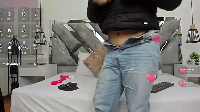 Snapshot of hotmature1 chatting on September 27, 2025, 10:32 am hotmature1 online show from September 27, 2025, 10:32 am