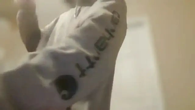 Snapshot of Huntzg23 chatting on January 9, 2026, 9:16 am Huntzg23 online show from January 9, 2026, 9:16 am