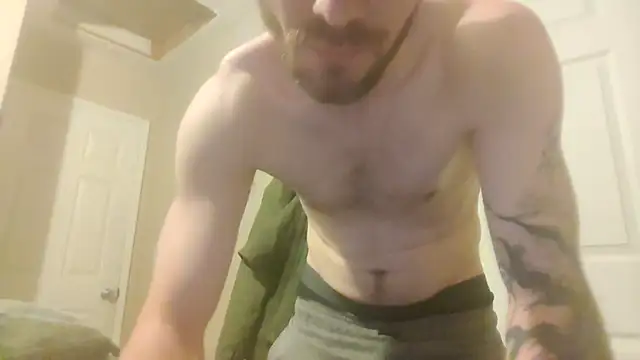 Snapshot of Huntzg23 chatting on December 21, 2025, 10:39 am Huntzg23 online show from December 21, 2025, 10:39 am