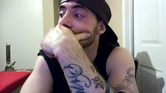 Huntzg23 online show from April 11, 2026, 6:43 am