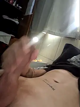 Snapshot of Leinad27 chatting on January 5, 2026, 6:00 pm Leinad27 online show from January 5, 2026, 6:00 pm