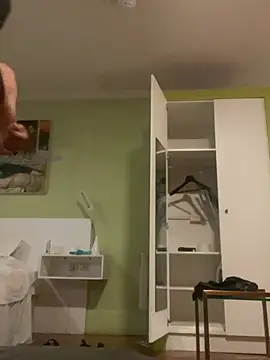 kinkycdslutsv online show from April 4, 2026, 2:29 am