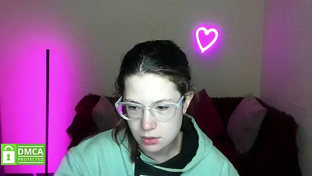 Alicia redfollow online show from October 28, 2025, 12:15 pm