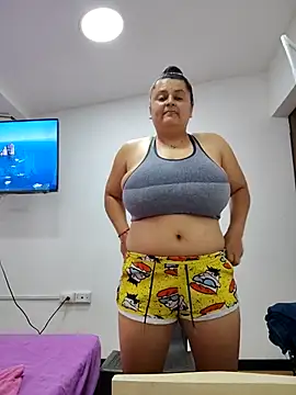 Miss balloonsmila online show from October 5, 2025, 5:14 pm