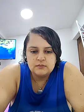 Miss balloonsmila online show from November 27, 2025, 5:41 am