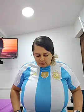 Miss balloonsmila online show from November 20, 2025, 3:29 am