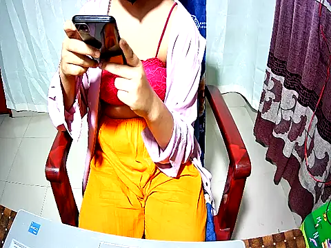 Snapshot of jesi-32 chatting on December 1, 2025, 2:12 am jesi-32 online show from December 1, 2025, 2:12 am