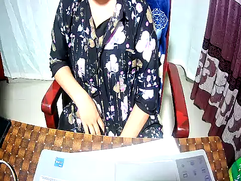 Snapshot of jesi-32 chatting on November 28, 2025, 5:07 am jesi-32 online show from November 28, 2025, 5:07 am