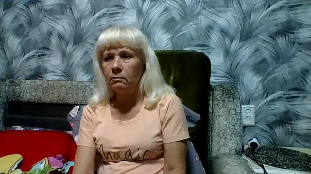 sakura blonde online show from October 25, 2025, 5:02 pm