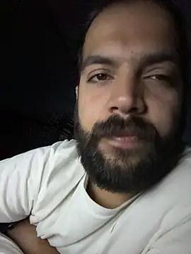 Arsh Loves Luv online show from December 18, 2025, 11:08 pm