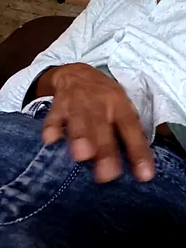 Snapshot of Suraj223kumar chatting on October 2, 2025, 4:16 am Suraj223kumar online show from October 2, 2025, 4:16 am