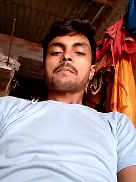 Snapshot of Suraj223kumar chatting on September 23, 2025, 1:34 am Suraj223kumar online show from September 23, 2025, 1:34 am