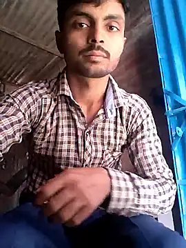 Snapshot of Suraj223kumar chatting on February 28, 2026, 5:18 am Suraj223kumar online show from February 28, 2026, 5:18 am