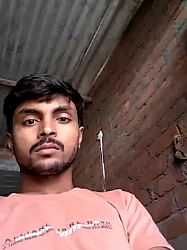 Snapshot of Suraj223kumar chatting on October 6, 2025, 4:24 am Suraj223kumar online show from October 6, 2025, 4:24 am