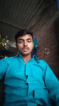 Snapshot of Suraj223kumar chatting on October 28, 2025, 4:13 am Suraj223kumar online show from October 28, 2025, 4:13 am