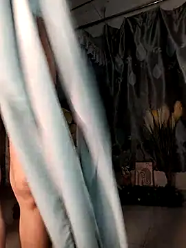 Snapshot of Lucy_limon chatting on February 3, 2026, 2:53 am Lucy limon online show from February 3, 2026, 2:53 am