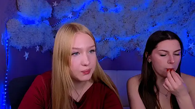 playful sophie online show from March 31, 2026, 7:16 pm