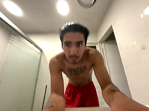 Snapshot of GIOOOO568 chatting on October 15, 2025, 12:20 am GIOOOO568 online show from October 15, 2025, 12:20 am