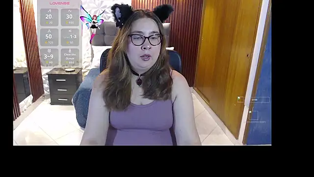 chloe prg online show from September 9, 2025, 5:06 am