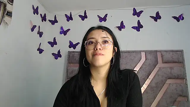 Snapshot of Anny_Fox- chatting on July 8, 2026, 4:13 am Anny Fox- online show from July 8, 2026, 4:13 am