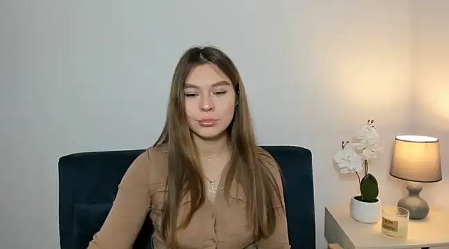 Snapshot of CamilaAmazing chatting on January 9, 2025, 9:16 pm CamilaAmazing online show from January 9, 2025, 9:16 pm