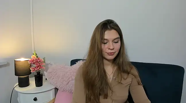 Snapshot of CamilaAmazing chatting on January 29, 2025, 12:22 am CamilaAmazing online show from January 29, 2025, 12:22 am