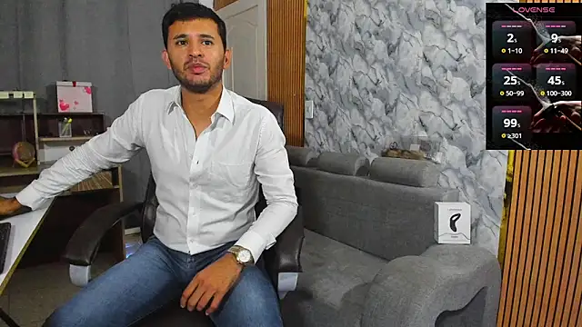 Hideintheoffice online show from February 8, 2026, 4:32 am