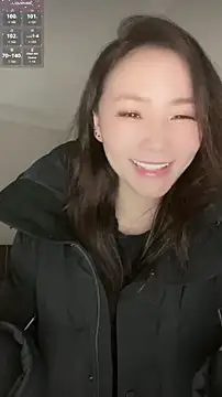 baobaomiqi linger online show from November 2, 2025, 2:38 am