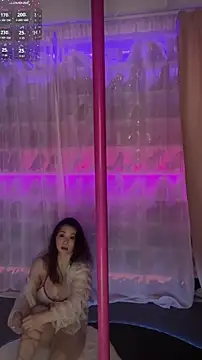 baobaomiqi linger online show from October 1, 2025, 4:33 pm