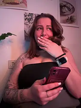 MayaMystic online show from April 9, 2026, 1:06 pm