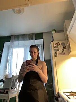 MayaMystic online show from October 18, 2025, 7:10 am