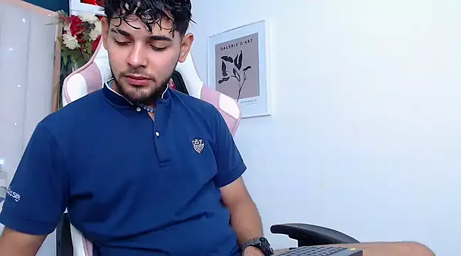 Snapshot of Samir_bear chatting on March 3, 2025, 12:28 pm Samir bear online show from March 3, 2025, 12:28 pm