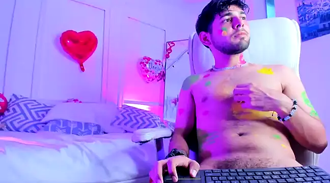 Snapshot of Samir_bear chatting on February 15, 2025, 3:39 pm Samir bear online show from February 15, 2025, 3:39 pm