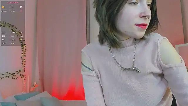 Snapshot of lilithlunna chatting on February 6, 2025, 2:00 am lilithlunna online show from February 6, 2025, 2:00 am